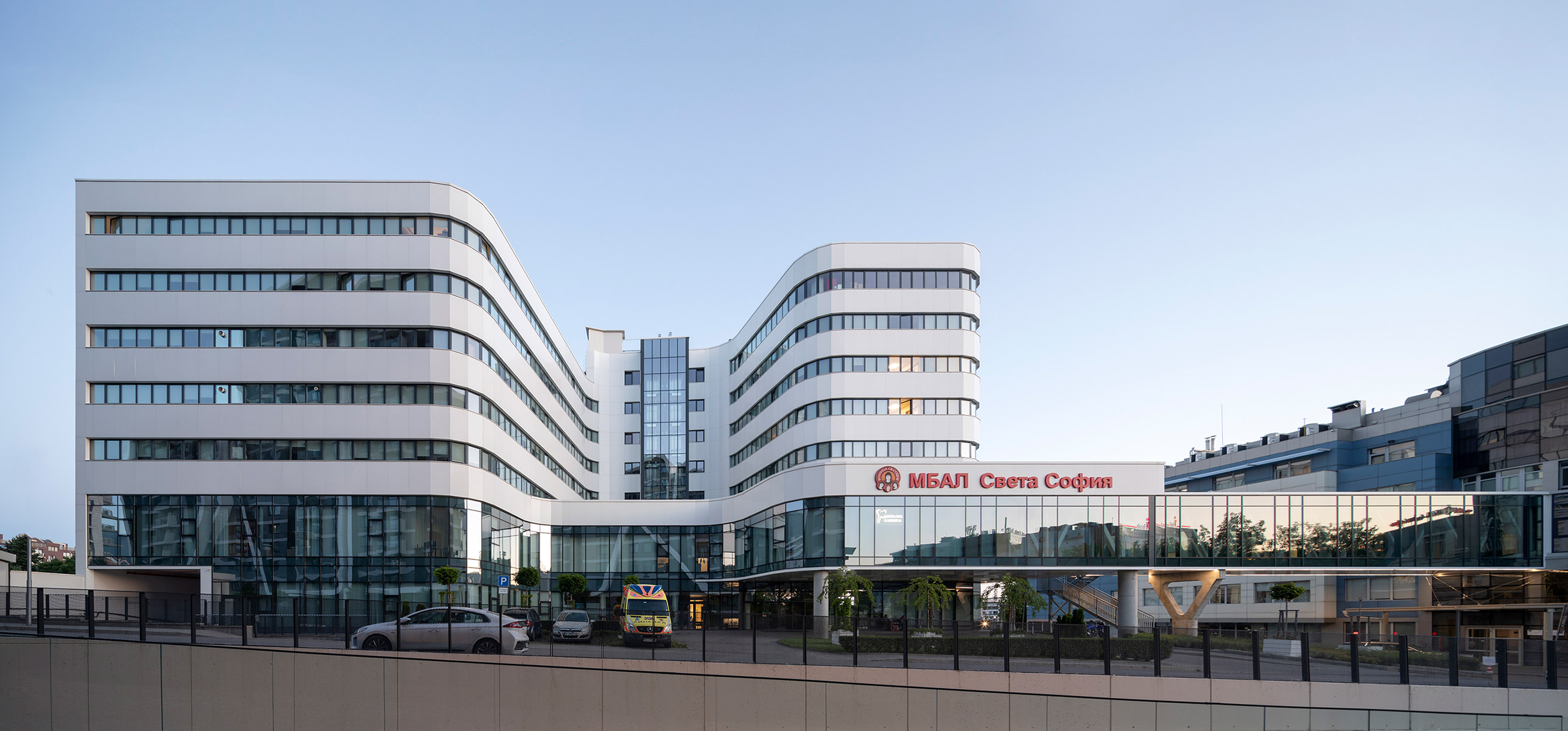 IPA-architects-saint-sofia-general-hospital-for-active-treatment-public-health-building-01