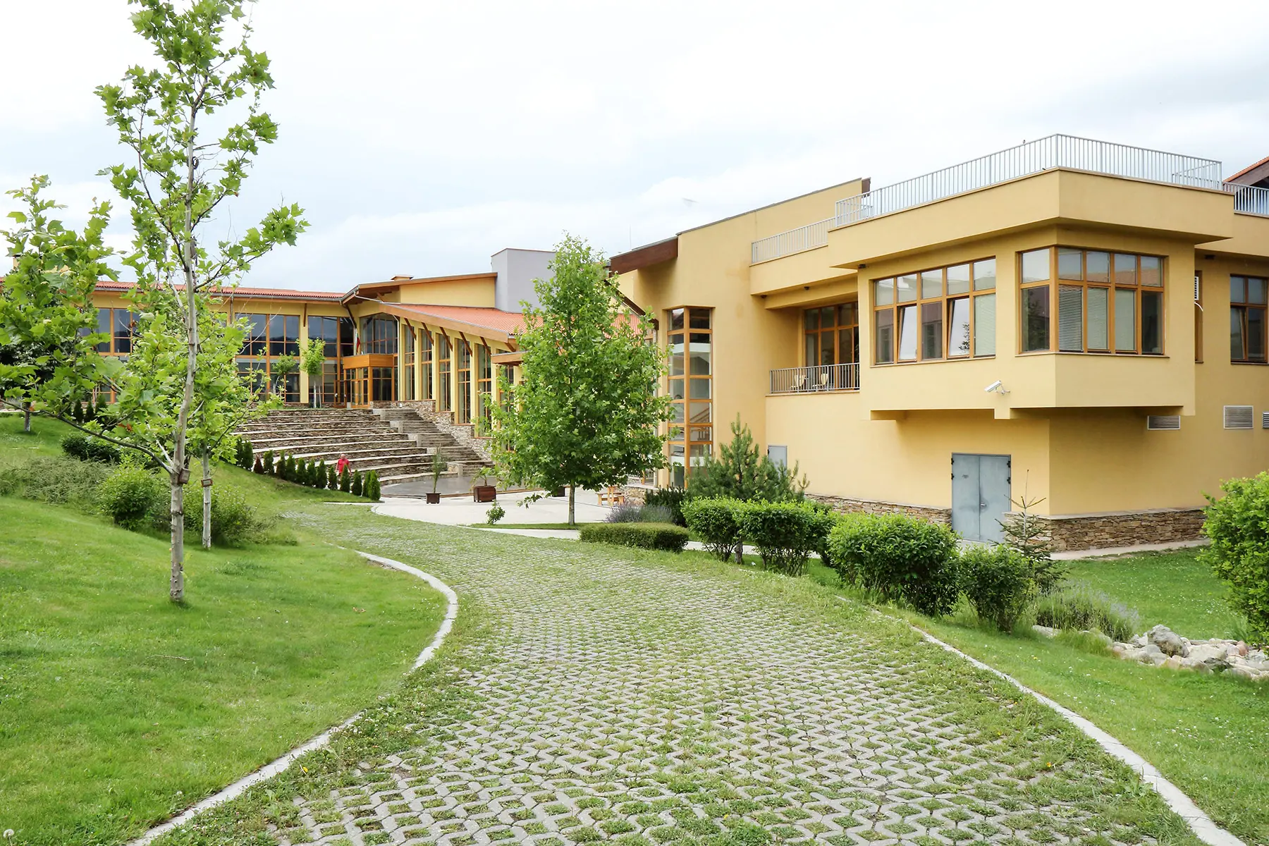 Anglo-American School in Sofia – architecture project by IPA - Architecture and more
