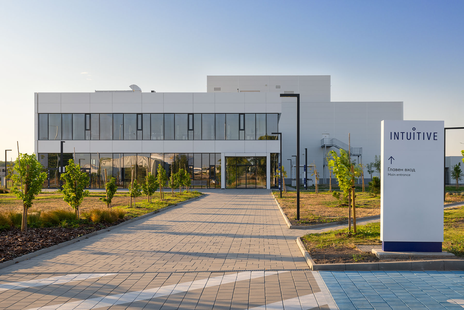 Производствена база Интуитив в Първомай ИПА Архитекти София