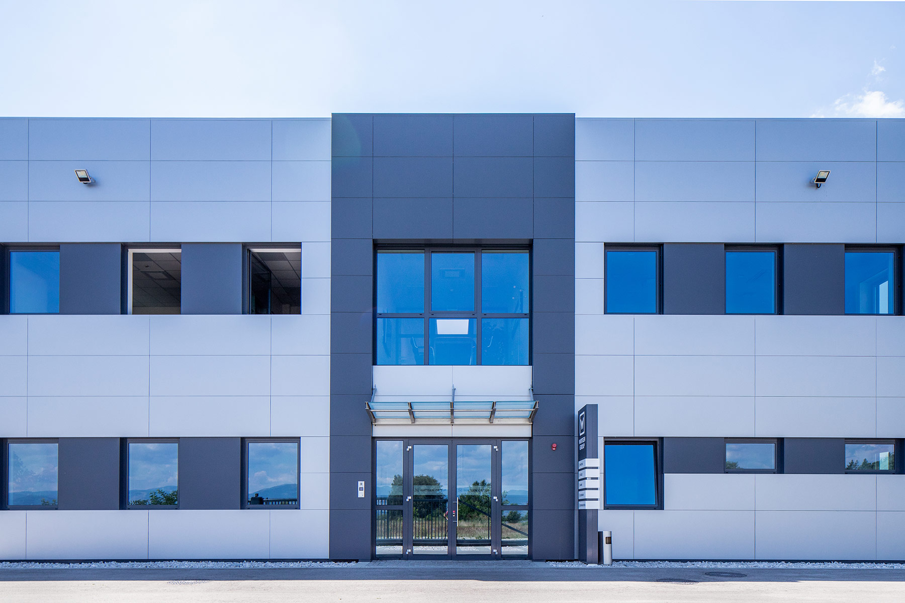 Wirtgen сервизен и търговски център ИПА Архитекти София