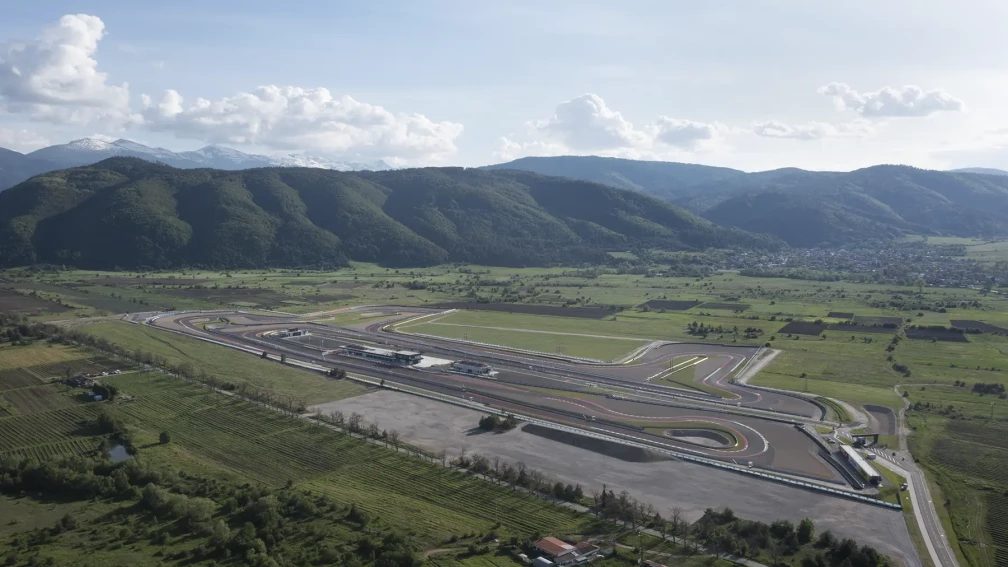 A1 Motor Park Самоков – реализирана състезателна писта от ИПА Архитекти