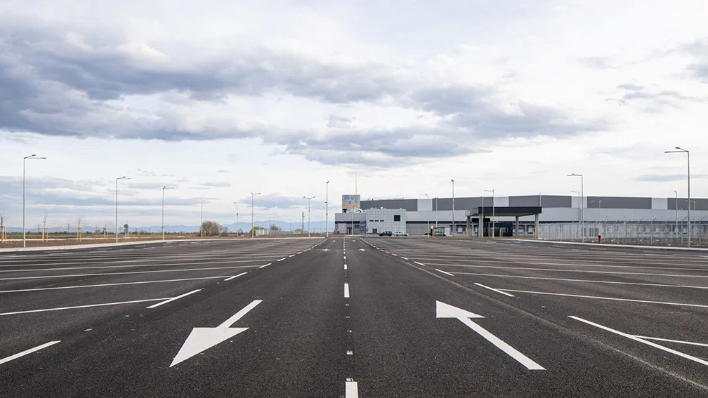 Road intersection and transport connections to a development site