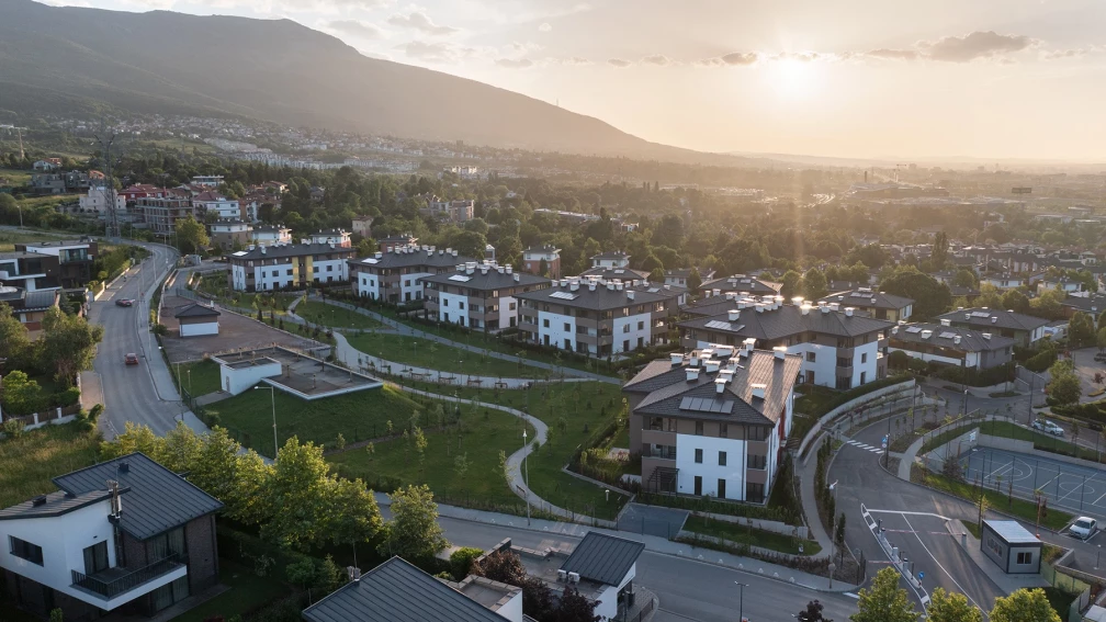 Въздушен изглед към Residential Park Sofia Phase 3B с жилищни сгради и озеленени пространства
