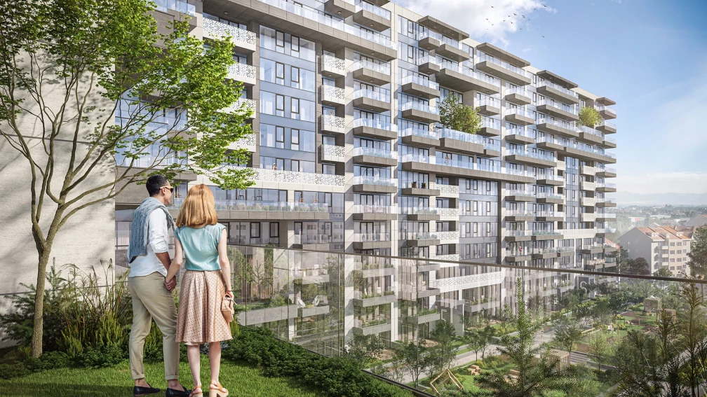Озеленена тераса с изглед към остъклената фасада и балконите на Teatralna Park Residence в София