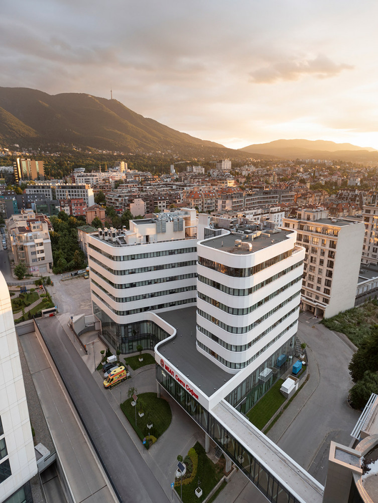 IPA-architects-saint-sofia-general-hospital-for-active-treatment-public-health-building-06