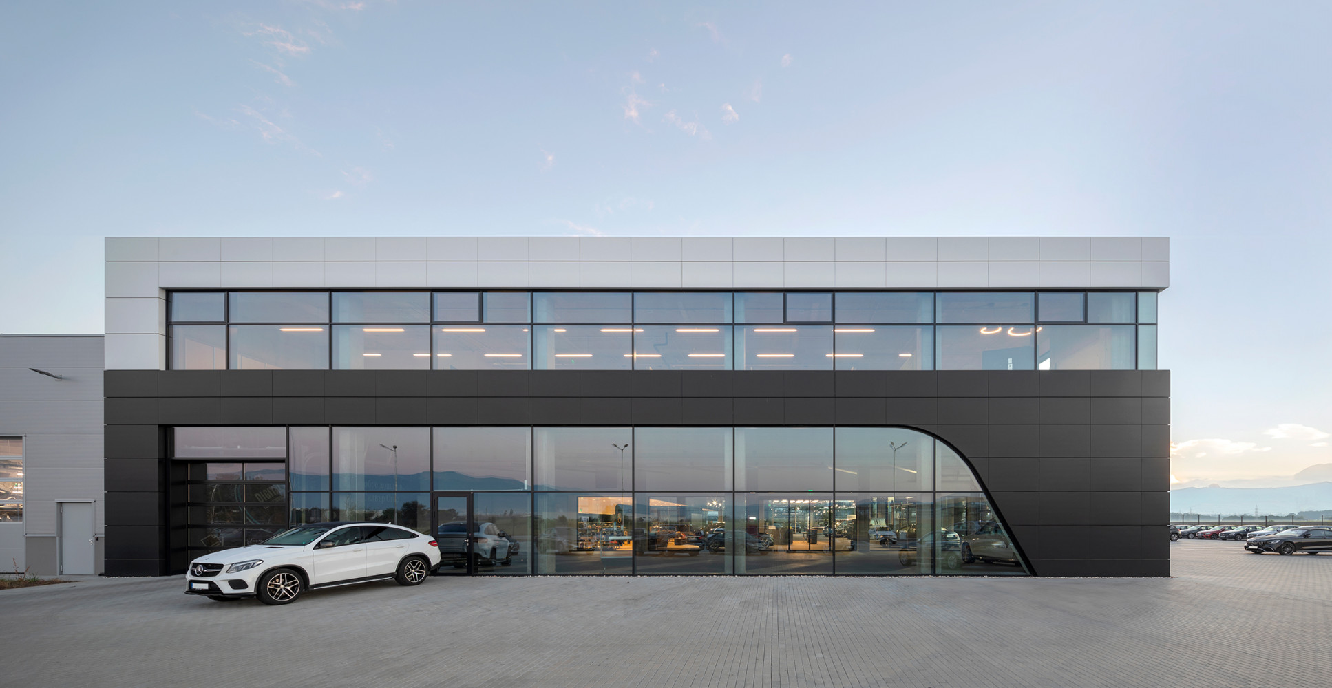 IPA-architects-silver-star-showroom-public-industrial-building-sofia-02