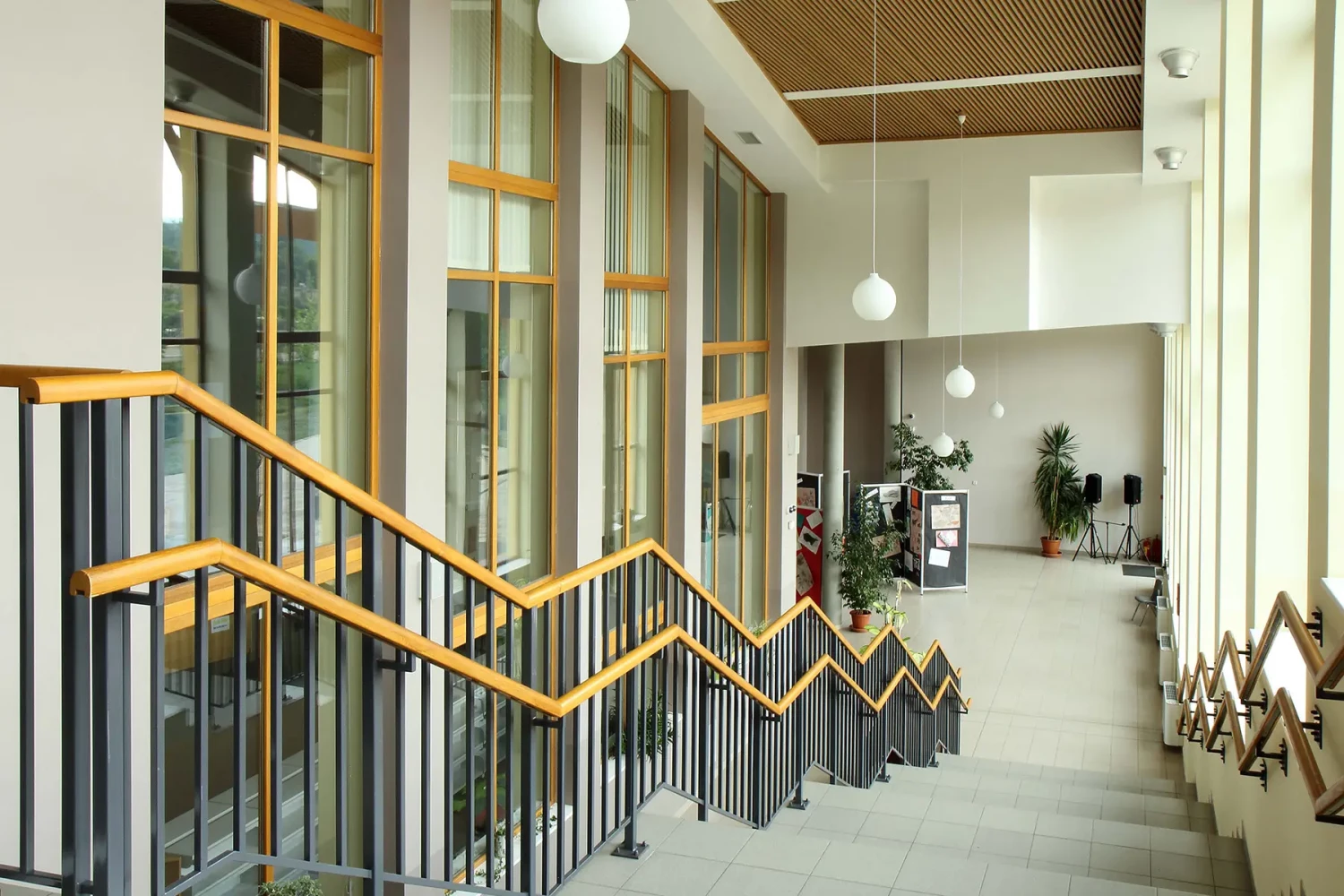 Learning environment and shared spaces at the Anglo-American School