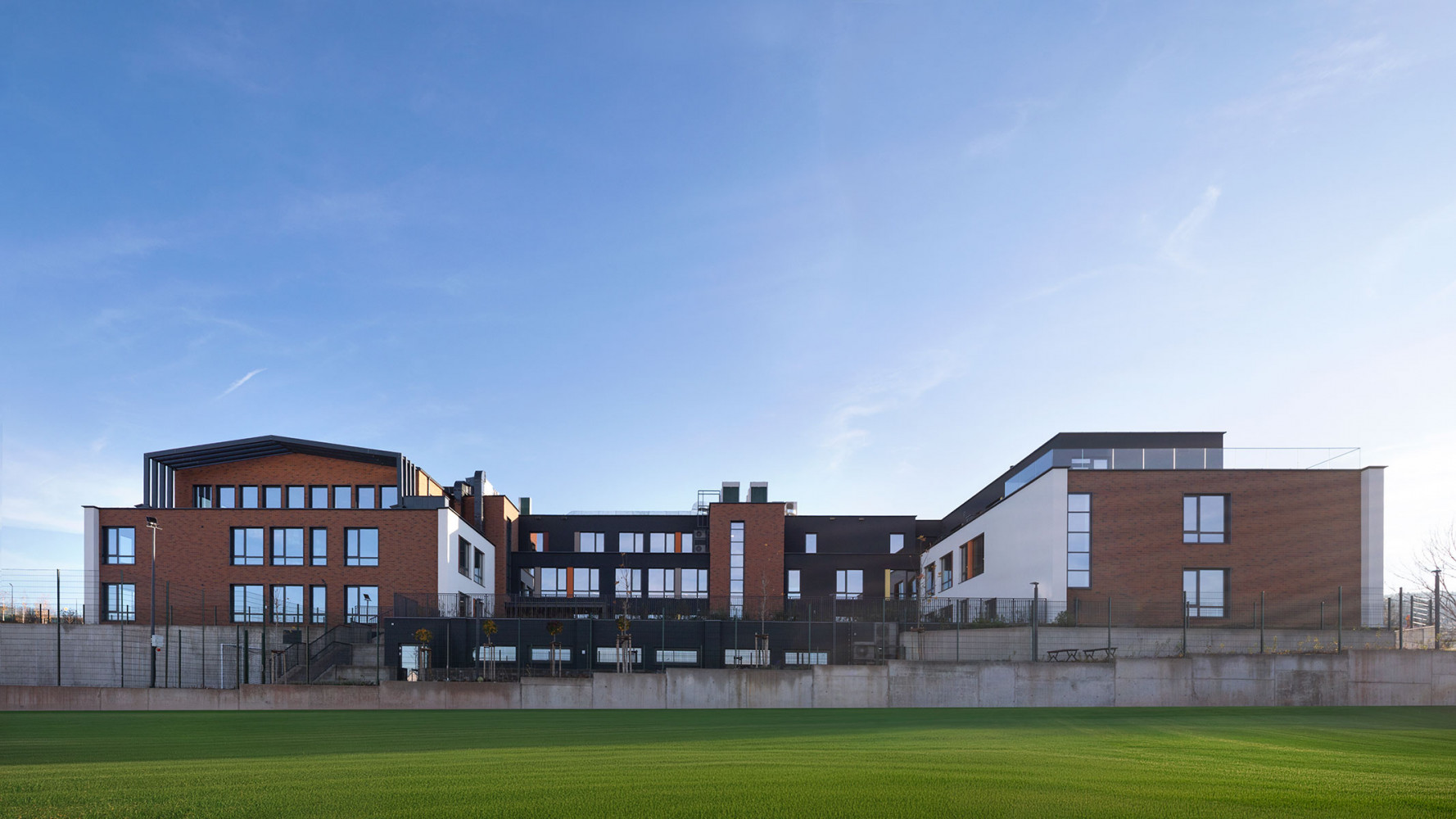 Кампус Лозен Парк училище ИПА Архитекти