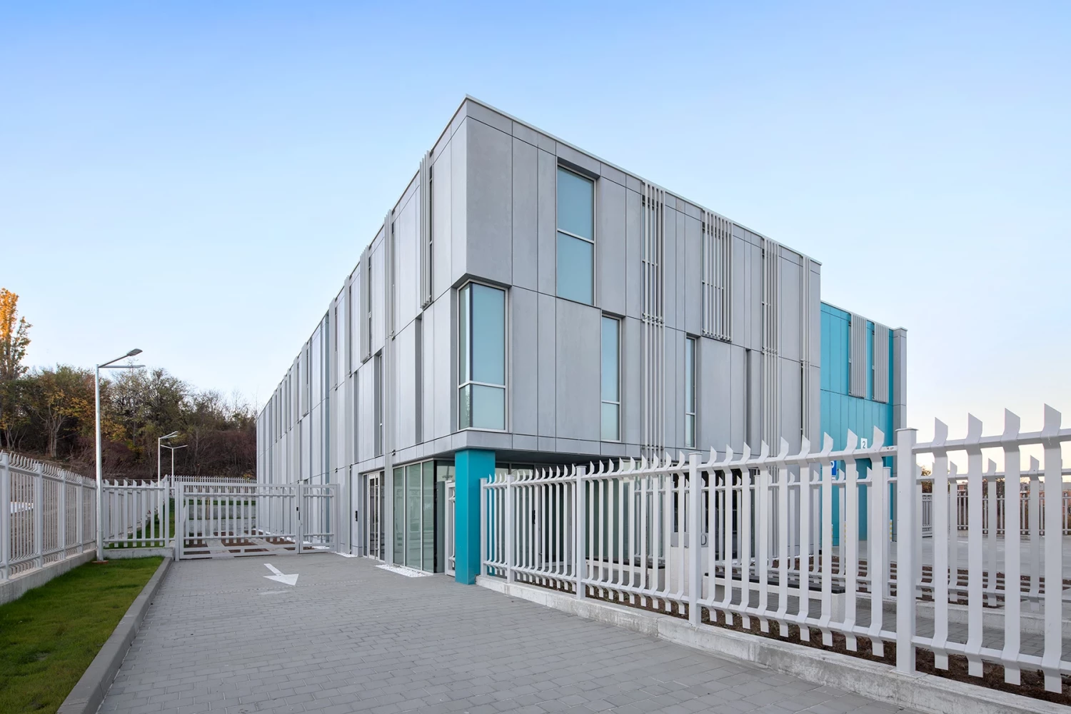 Approach to the CSC administrative building in Pleven with controlled entrance area
