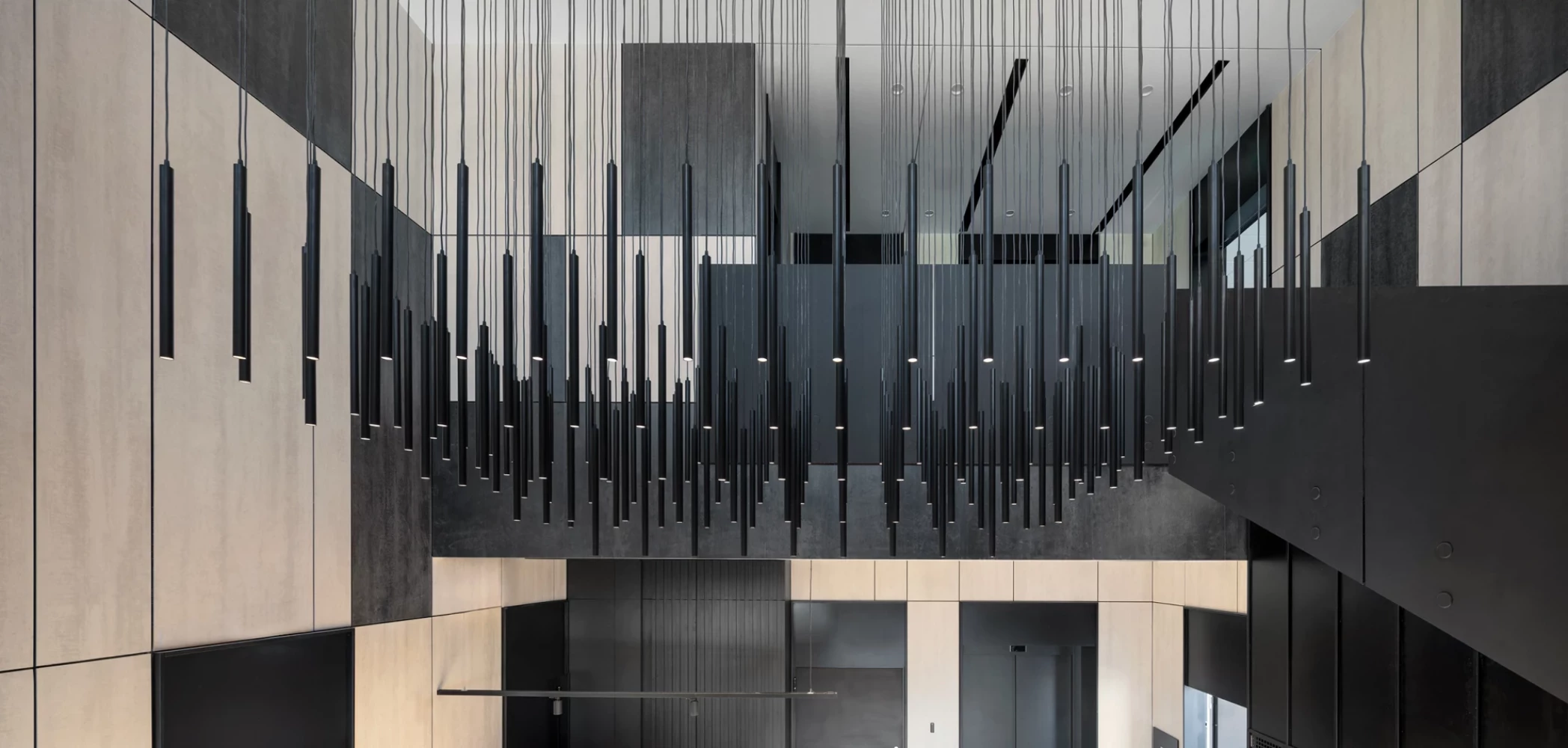 Lobby in the CSC administrative building with decorative installation and light wall panels