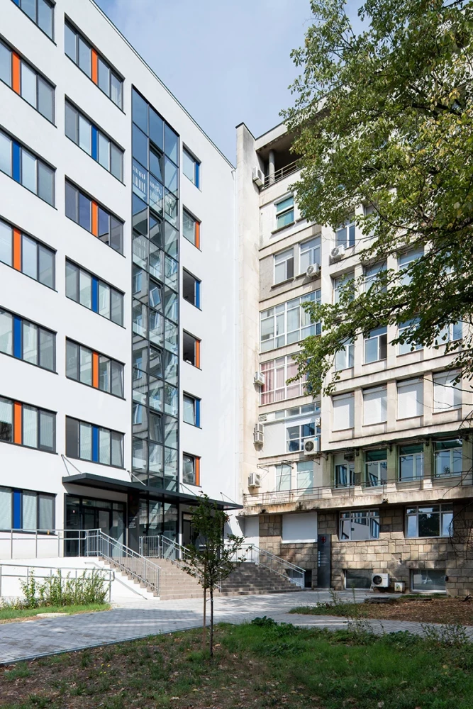 Connection between the new and existing wings of Dr. Stefan Cherkezov Hospital