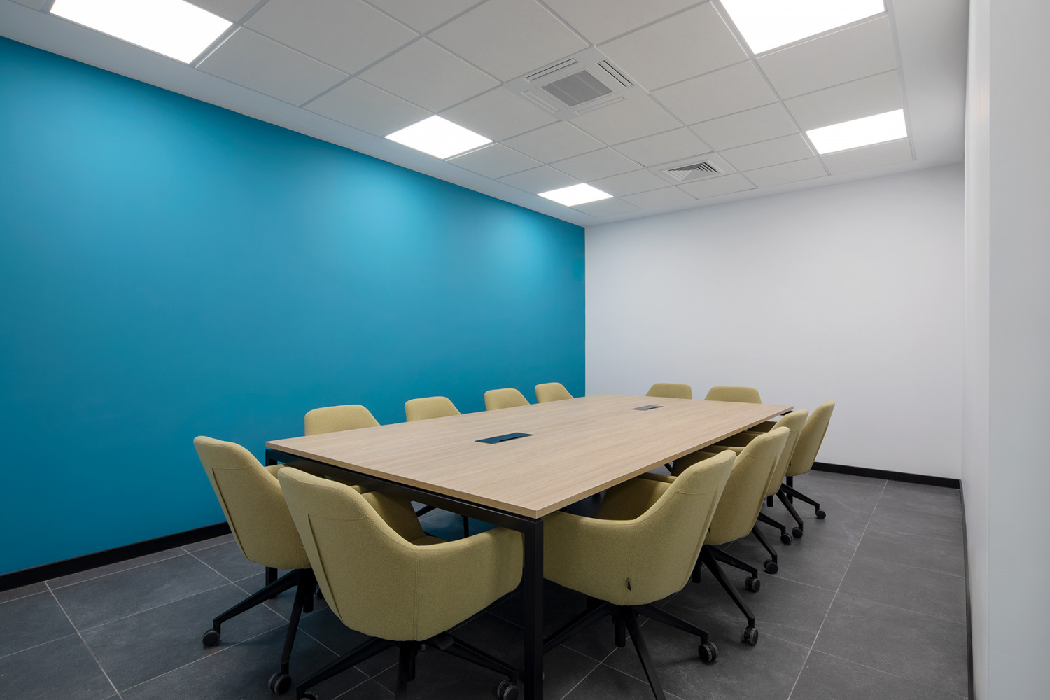 IPA architects cash services company administrative building