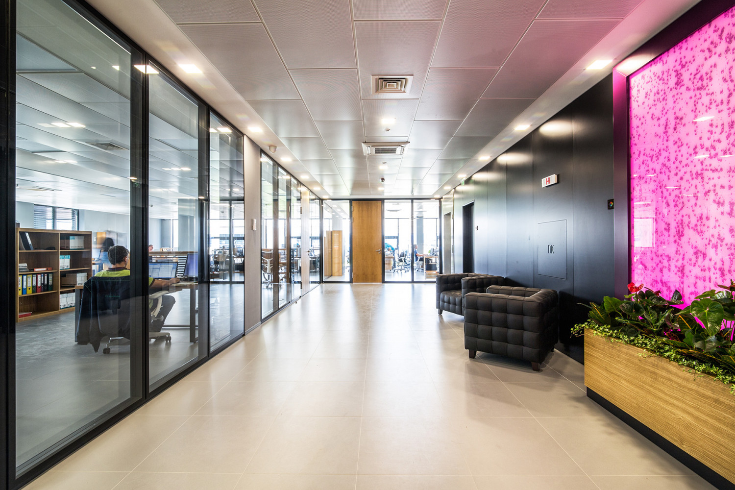 Интериорен дизайн за TESY ИПА Архитекти София