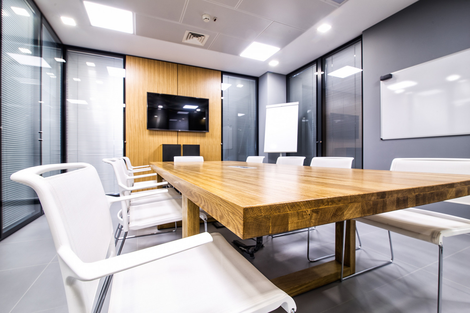 Интериорен дизайн за TESY ИПА Архитекти София