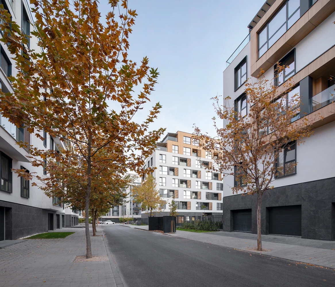 Pedestrian area between residential buildings at Royal Garden