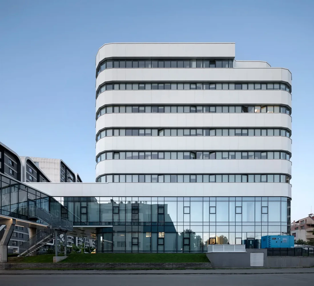 Front view of the St. Sofia General Hospital building and glazed ground-floor spaces