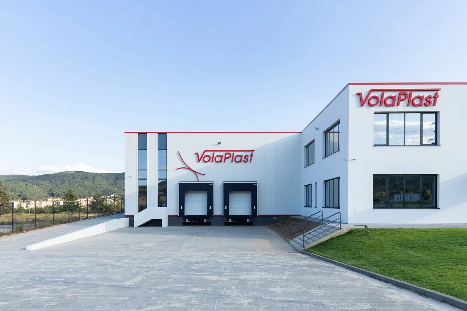 VolaPlast production facility with administrative wing and entrances to the production areas